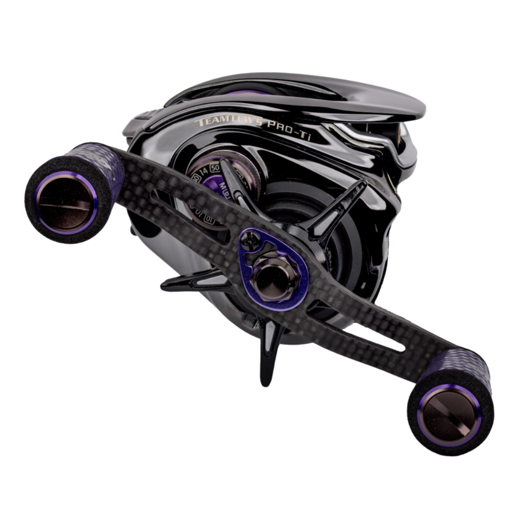 Lew’s Pro-Ti Baitcast Reel